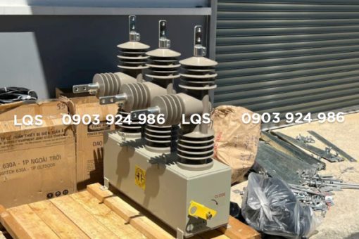Máy cắt Recloser Entec loại 3 pha 27kV 16kA 800A