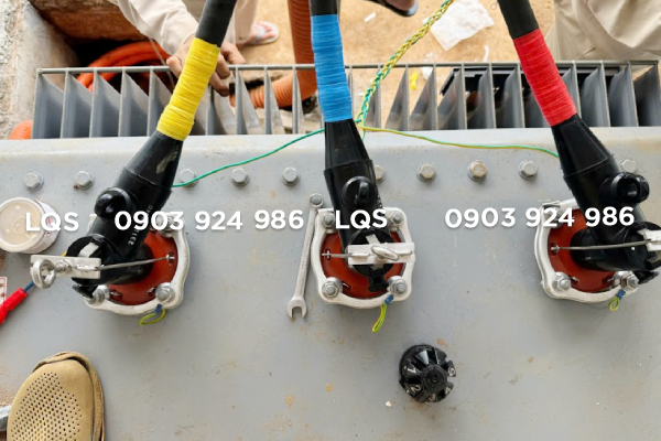 1728978329-nv_-1 Đầu cáp Elbow 24kV - 35kV cho máy biến áp MBT, HBT, EMC, Sanaky