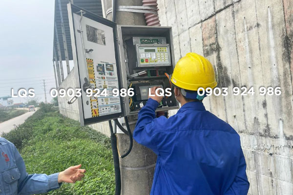 Đo lường các chỉ số hoạt động của máy cắt Recloser