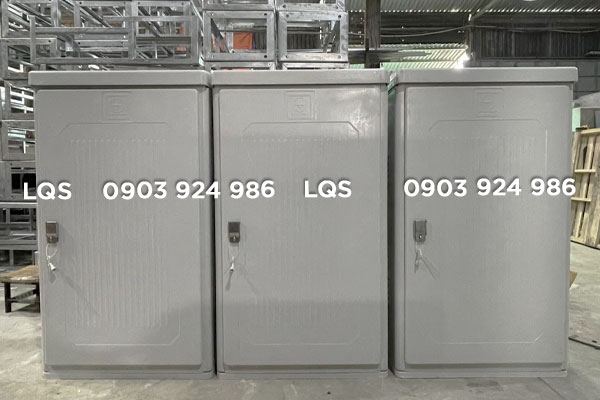 Vỏ Tủ Composite Ngoài Trời W500 H900 D340