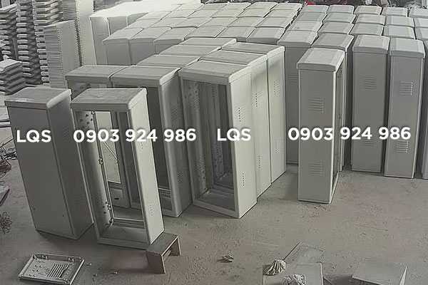 Xưởng sản xuất vỏ tủ điện composite 1 ngăn